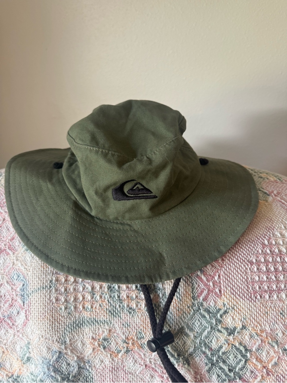 Quiksilver Olive Green Boonie Hat with Chin Cord